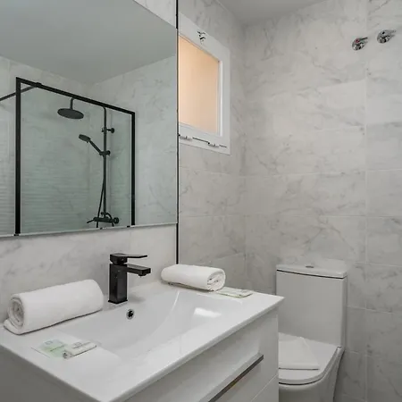 Spacious Castillo Sohail Penthouse With Jacuzzi By Costarentals - Ref 12 Apartament Fuengirola