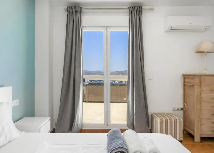 Apartment Spacious Castillo Sohail By Costarentals - Ref 12 *