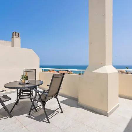 Spacious Castillo Sohail Penthouse With Jacuzzi By Costarentals - Ref 12 Fuengirola
