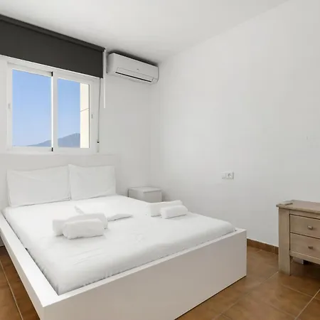 Spacious Castillo Sohail Penthouse With Jacuzzi By Costarentals - Ref 12 Apartment Fuengirola