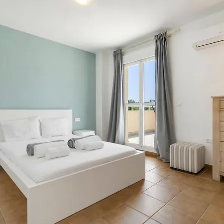 Spacious Castillo Sohail Penthouse With Jacuzzi By Costarentals - Ref 12 Apartment Fuengirola