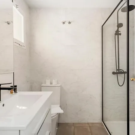 Spacious Castillo Sohail By Costarentals - Ref 12 شقة *